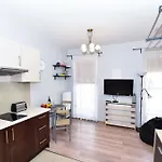 Komfortowe W Centrum Wroclawia Apartman