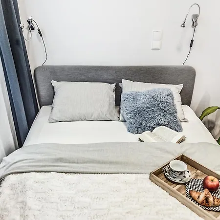 Komfortowe W Centrum Wroclawia Apartman *