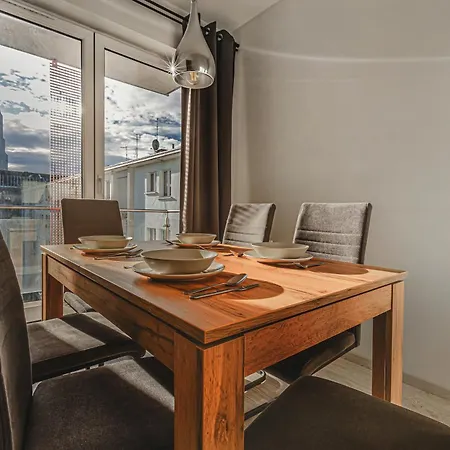Komfortowe W Centrum Wroclawia Apartman *