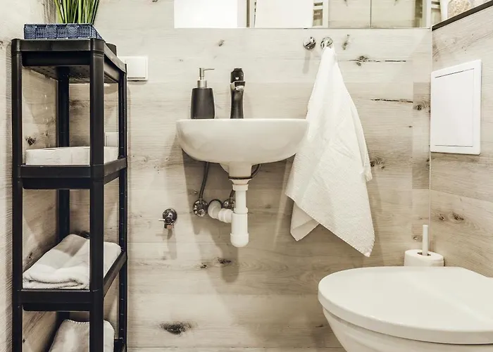 Komfortowe W Centrum Wroclawia Apartamento *